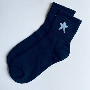 🍒 5/$25 🍒 Black Crew Socks with White Star